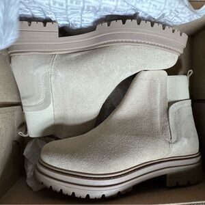 Steve Madden Moira boot size 7